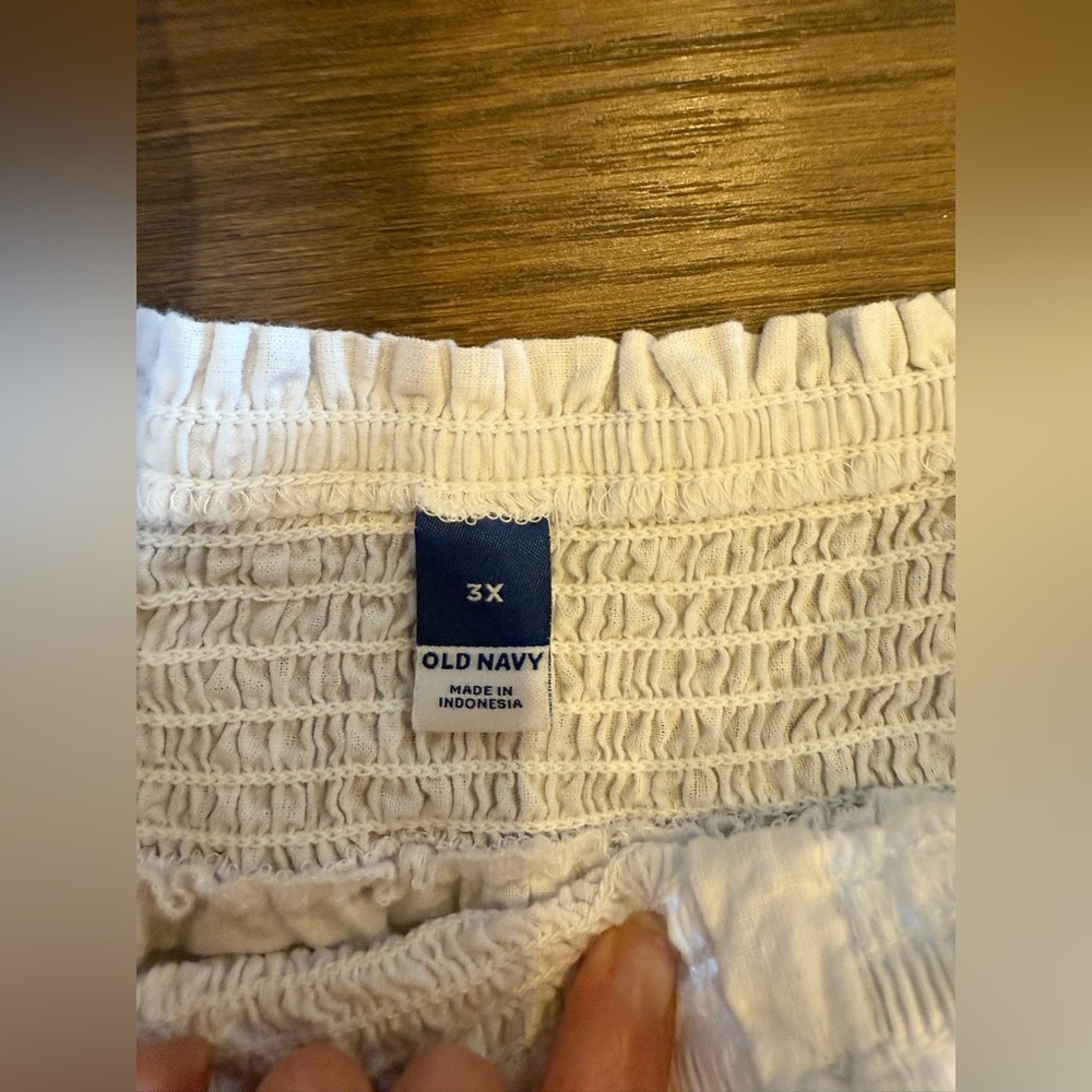Old Navy Flutter Sleeve Button Down - Picture 6 of 6